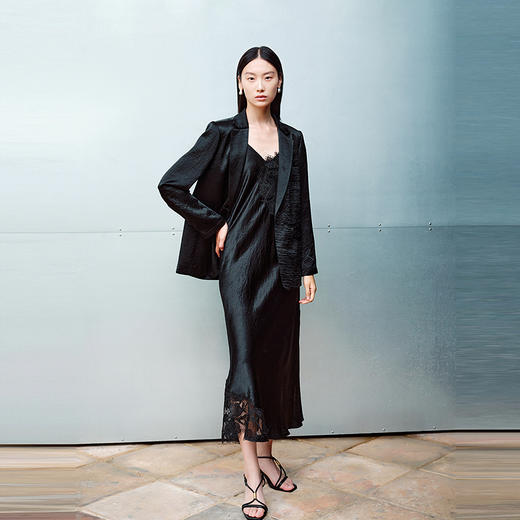 NEELLY纳俪商场同款秋新款时尚蕾丝设计感吊带裙女舒适休闲连衣裙N25081Y01077 商品图2