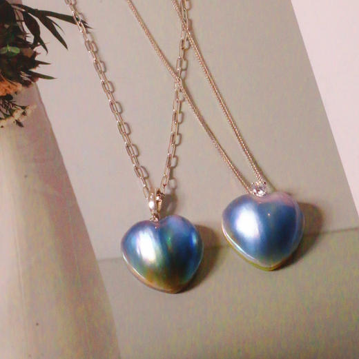 ji光马贝 chaochao值好价 基本完美无暇 精挑zui优秀的珠子 价格太赞了 16-17mm 很鼓 高品质 18k金吊坠头 万能扣&戴妃款 送纯银素链 需要链条款可以加钱升级 商品图9