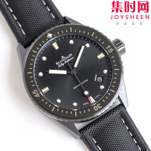 宝珀 五十寻系列 钢化陶瓷壳 男士腕表——高科技缎面灰色陶瓷光泽亮丽、高硬度、不变色、不沾污、不易磨损 商品图4