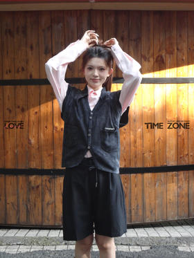 【七夕专属礼盒 | 暗生情愫】启世录：粉色立体门襟长袖衬衫+黑灰水洗分割马甲背心+黑色海军领结构短裤