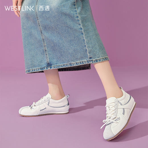 西遇芭蕾德训鞋女新款秋季蝴蝶结内增高小白鞋银色平底运动鞋V1657013/V1656962 商品图3