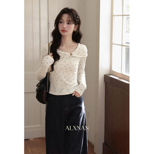 鹿向南「南枝杏调」温柔杏色波点设计感斜肩T恤女秋小众长袖上衣L57026 商品图0