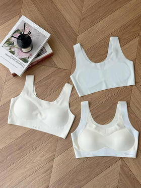 【专为少女设计  舒适好穿 运动无忧】2件装  第一阶段隐形防凸点 呵护小敏感 婴儿肌面料抗菌0甲醛； 二阶段无感穿戴不勒健康不闷汗；三阶段比普通内衣支撑力更强 运动不疼