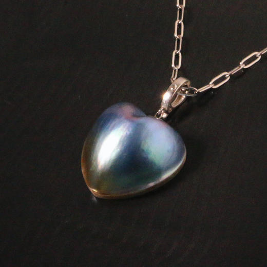 ji光马贝 chaochao值好价 基本完美无暇 精挑zui优秀的珠子 价格太赞了 16-17mm 很鼓 高品质 18k金吊坠头 万能扣&戴妃款 送纯银素链 需要链条款可以加钱升级 商品图7