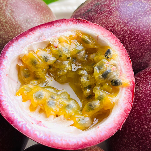 【顺丰京东包邮】云南苮食百香果 蜜桃百香果 3斤/12枚 家庭/彩箱/礼盒装 商品图3