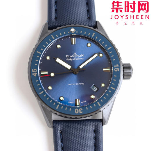 宝珀 五十寻系列 钢化陶瓷壳 男士腕表——高科技缎面灰色陶瓷光泽亮丽、高硬度、不变色、不沾污、不易磨损 商品图2