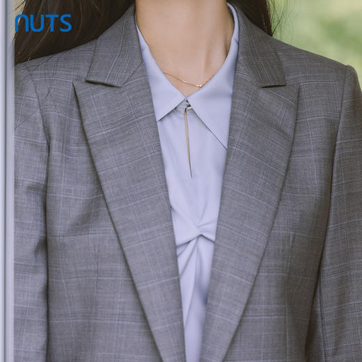 NUTS商场同款春秋款纯色时尚气质通勤西装外套女4330408A1 商品图4