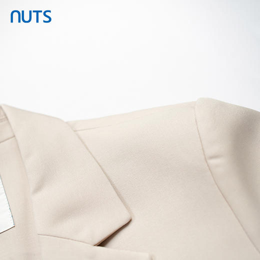 NUTS商场同款春秋季纯色简约通勤气质宽松显瘦西装外套女334041335 商品图2