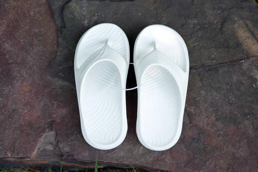 英雄联盟/LEAGUE OF LEGENDS与LiNing李宁联名款 防磨防滑人字拖鞋男女同款缓震回弹潮流拖鞋 商品图0