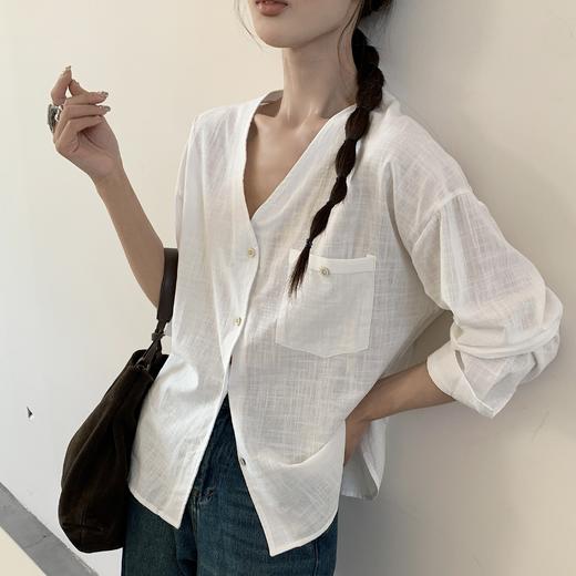 卷卷紫简约休闲V领棉麻衬衫 面料舒适亲肤透气 法式气质风慵懒松弛随性百搭 商品图6