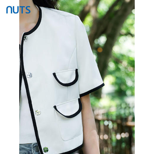 NUTS商场同款春秋款黑白撞色时尚气质短外套4310402A1 商品图2