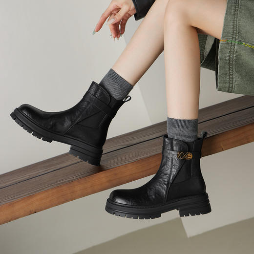 阿么手工女鞋时尚小金扣短靴显瘦增高4.5CM百搭复古真皮切尔西靴 商品图4