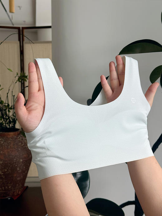 【专为少女设计  舒适好穿 运动无忧】2件装  第一阶段隐形防凸点 呵护小敏感 婴儿肌面料抗菌0甲醛； 二阶段无感穿戴不勒健康不闷汗；三阶段比普通内衣支撑力更强 运动不疼 商品图2