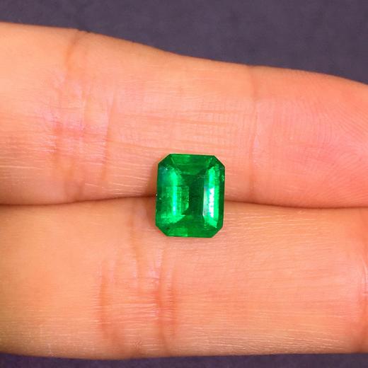 1.57ct刻面祖母绿裸石 商品图1