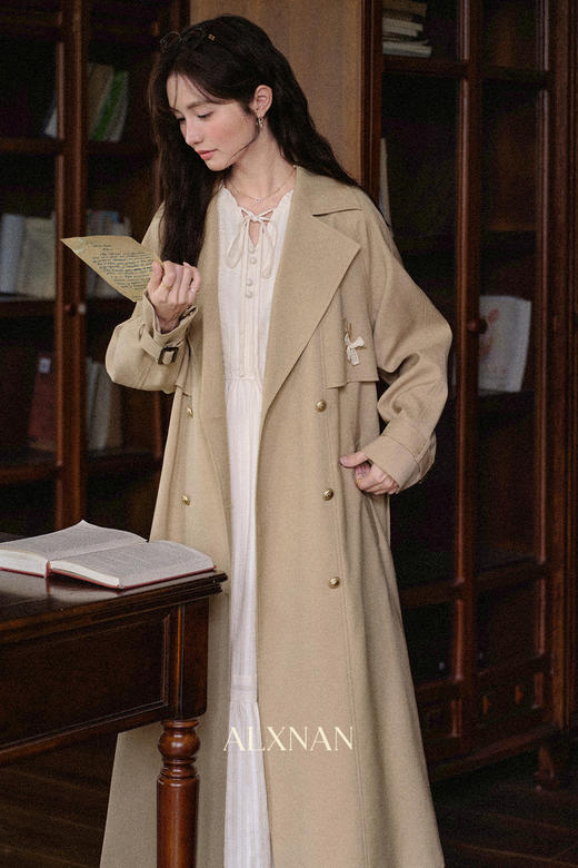 鹿向南「暖秋系语」气质杏色中长款风衣女秋季高级感休闲薄款外套 商品图4