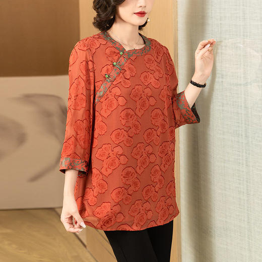 宽松丝上衣女春夏新款时尚剪花拼接圆领复古洋气妈妈中长款衬衣 商品图1