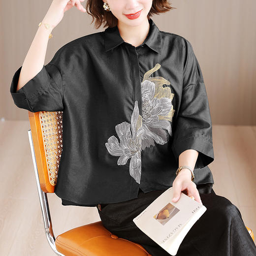 A2851初秋新款刺绣短外套女香云纱气质女士新中式西装上衣女 商品图3