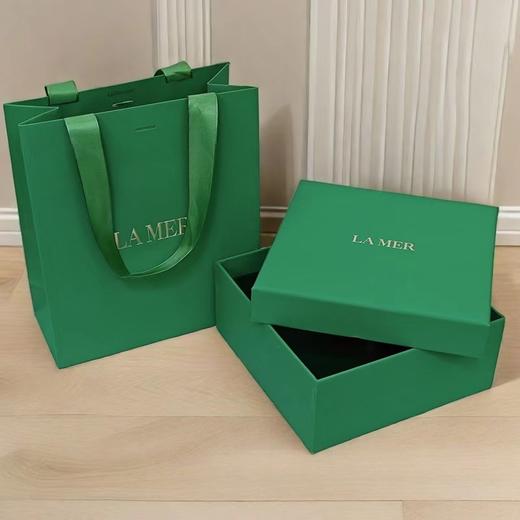 预计3月底发货【 女神驾到  保税仓直发 送礼盒礼袋】LAMER海蓝之谜精萃水150ml海蓝之谜修护精萃乳125ml礼盒礼袋 商品图6