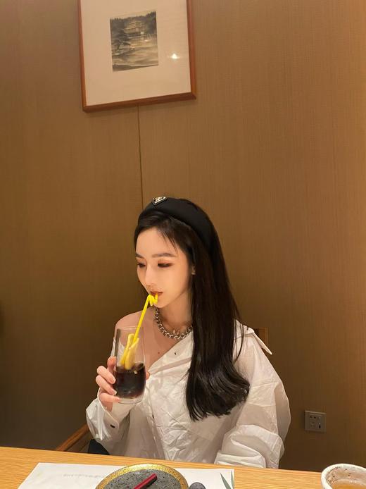 普拉达 徽标发箍 时尚圈的“王炸”单品 三色可选（COCO） 商品图4