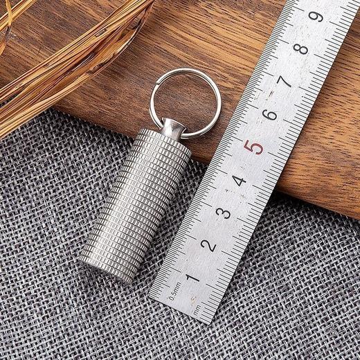 （随身应急小药瓶）不锈钢便携多用钥匙扣  小方格迷你便携小药盒 商品图0