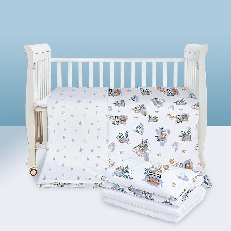 贝彤针织棉双胆被120*150cm（熊猫飞航标准款Cb2509白色/乖兔游车标准款Cb2509蓝灰）