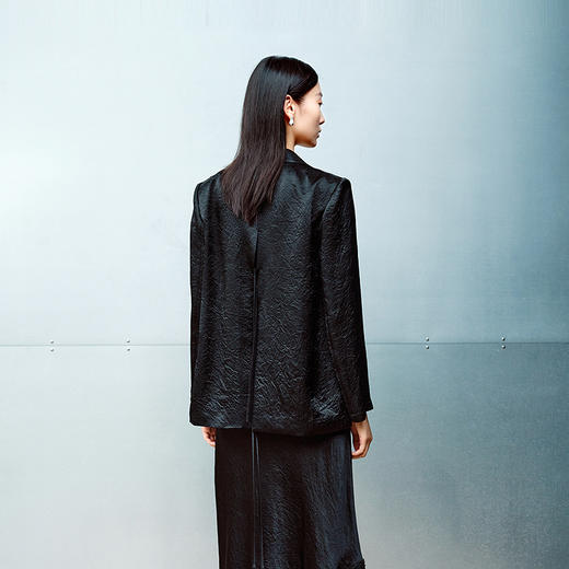 NEELLY纳俪商场同款秋季新款高级感宽松西装外套女精致干练西服N25081W01154 商品图1