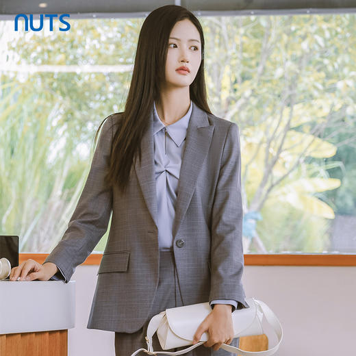 NUTS商场同款春秋款纯色时尚气质通勤西装外套女4330408A1 商品图0