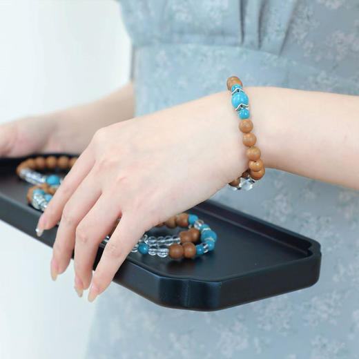 敦煌文创·飞天芪韵香珠手串，敦煌文创大品牌出品，由12味以黄芪为主的香材搭配天然水晶，将敦煌飞天意象转化为行走的香氛艺术【预售5天发货】 商品图7