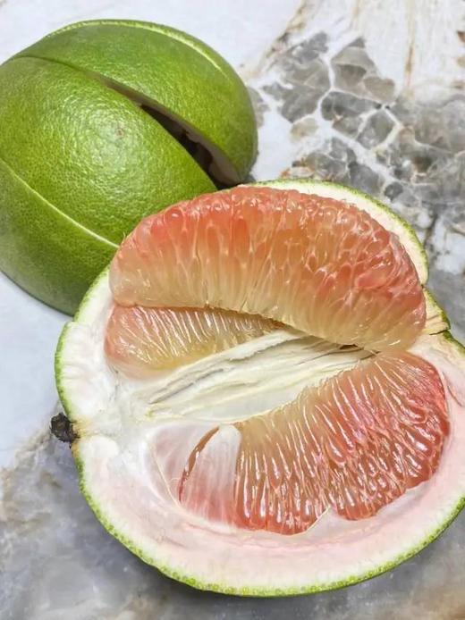 后院水果落地【哈尔滨同城配送】，泰国进红心翡翠柚粒粒爆汁一口果肉半口果汁 商品图3