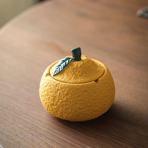 丑橘烟灰缸带盖树脂家用创意客厅茶几摆件防飞办公室高颜值烟缸 商品图3