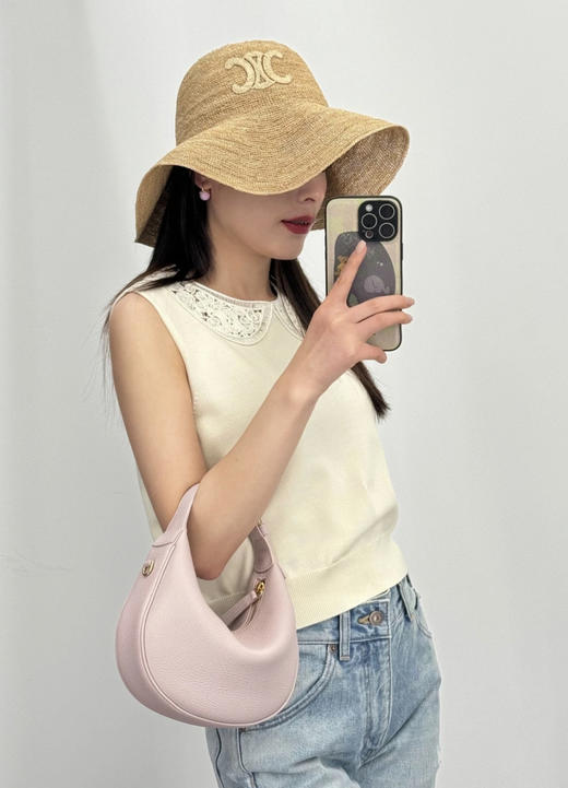 814-8 有钱人家小姐姐 减龄时髦 CE娃娃领背心 又乖又美 超细羊毛针织 商品图7