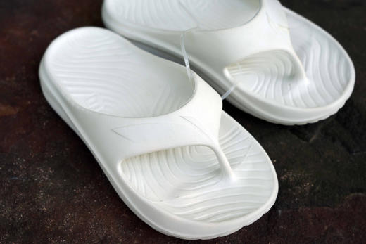 英雄联盟/LEAGUE OF LEGENDS与LiNing李宁联名款 防磨防滑人字拖鞋男女同款缓震回弹潮流拖鞋 商品图1