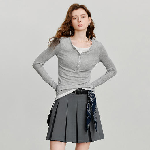 初语轻薄软糯长袖T恤女撞色假两件时髦叠穿打底衫上衣 商品图2