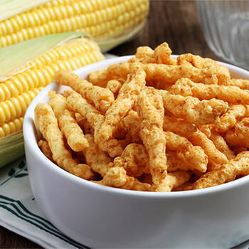 四洲粟一烧 非油炸膨化食品玉米脆32g*8包  办公室出游休闲零食 /休闲食品 /膨化食品 /玉米卷/粟米棒 商品图0