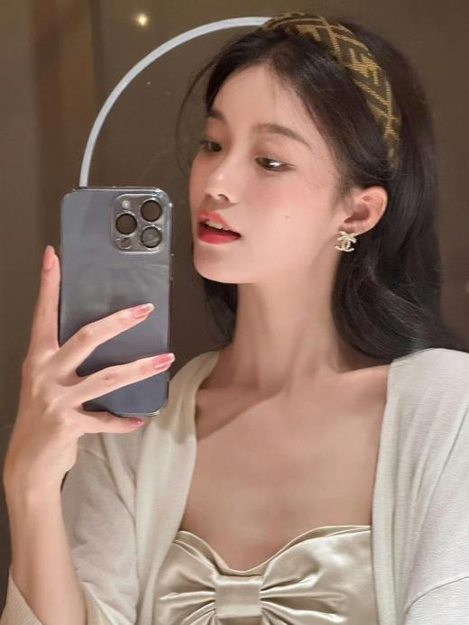 芬迪 火爆新款发箍 原单货（COCO） 商品图2