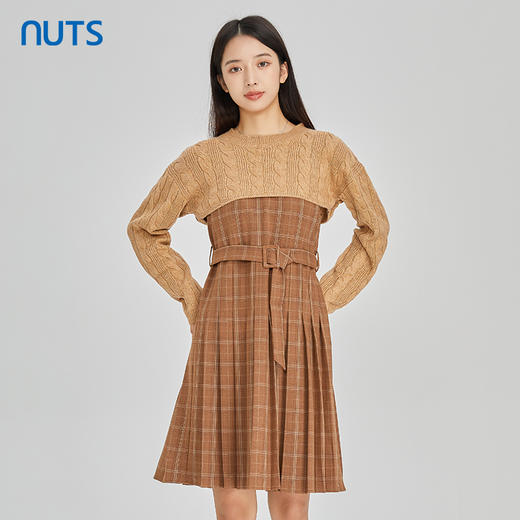 NUTS商场同款春秋季时尚气质百搭超短款毛织套头衫女313052099B 商品图2