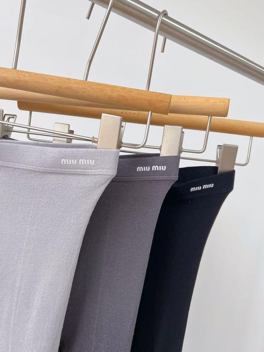 点此购买 miu家女士超薄透气打底瘦腿连裤袜 mxm 327076 商品图3