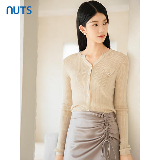 NUTS商场同款春秋款V领保暖气质温柔毛织短外套女4320505A1 商品图3