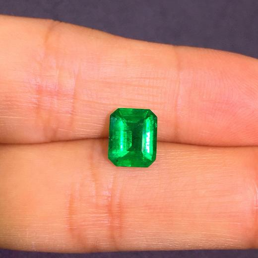 1.57ct刻面祖母绿裸石 商品图3