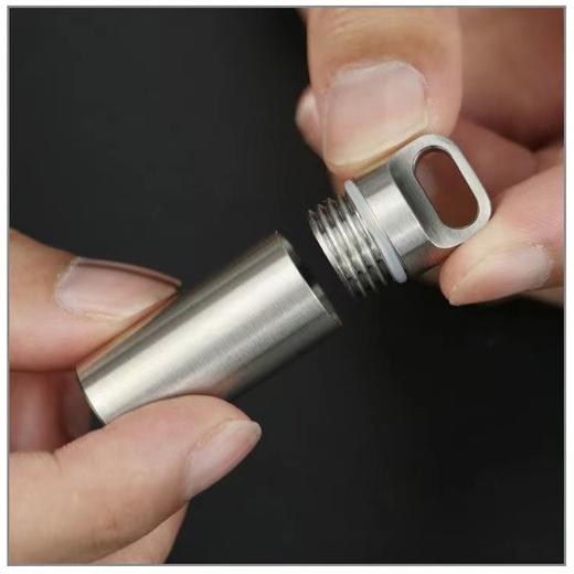 （随身应急小药瓶）便携式药盒随身带盖不锈钢密封药盒随身小药瓶急救分装钥匙扣 商品图3