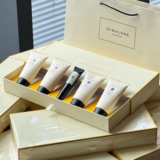 【七夕礼盒】JoMalone祖玛珑护手霜唇蜜礼盒【祖玛珑护手霜50ml*4、祖玛珑维他命E润唇蜜15ml*1】 商品图0