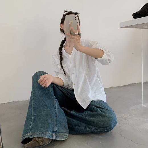 卷卷紫简约休闲V领棉麻衬衫 面料舒适亲肤透气 法式气质风慵懒松弛随性百搭 商品图4