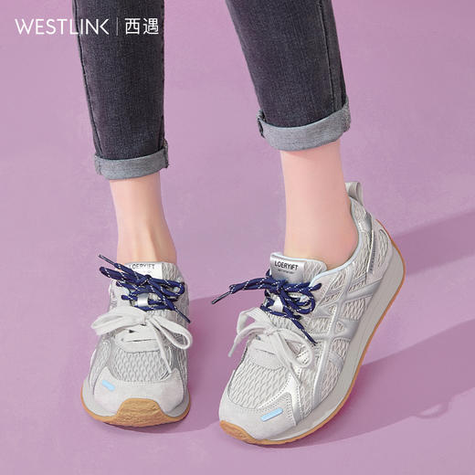 西遇德训鞋女新款秋季百搭透气网面慢跑休闲鞋厚底银色运动鞋V1656989 商品图1