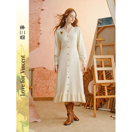 两三事梵高文艺暗香昼永2025秋新款淑女绣花荷叶边裙摆针织连衣裙 商品图0