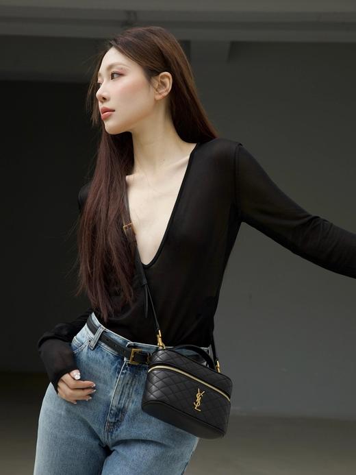 圣罗兰 黑羊皮/金 最新爆款mini 羊皮革肩带手拿包化妆包（LZ） 商品图2
