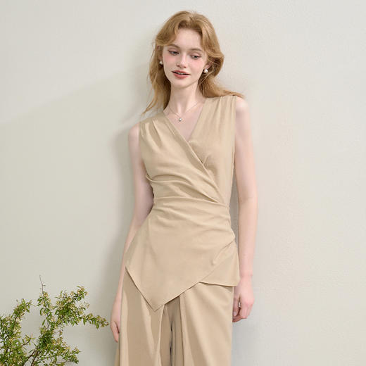 西遇老钱风通勤套装秋季气质V领无袖背心搭阔腿裤两件套V2451102 商品图2