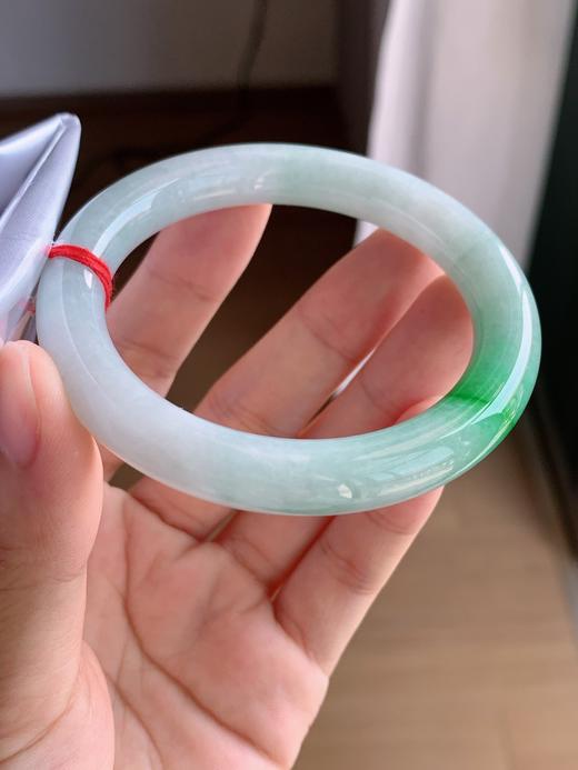 55圆条翡翠手镯 商品图3