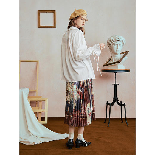 两三事 日光流年 2025秋季新款复古刺绣拼接假两件绑带长袖衬衫女 商品图4