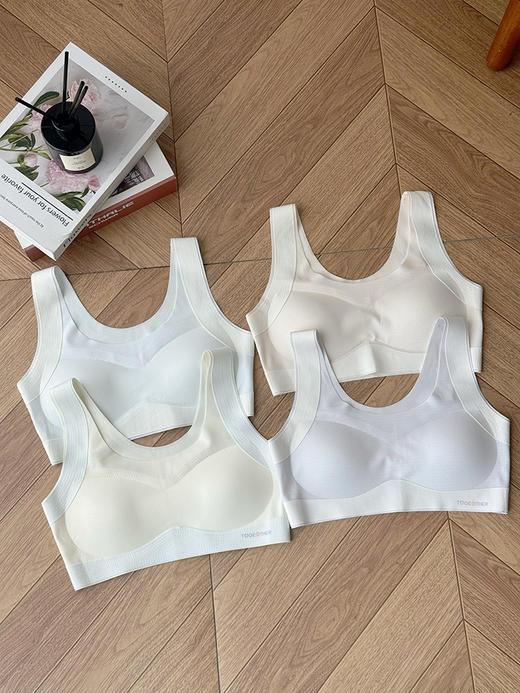 【专为少女设计  舒适好穿 运动无忧】2件装  第一阶段隐形防凸点 呵护小敏感 婴儿肌面料抗菌0甲醛； 二阶段无感穿戴不勒健康不闷汗；三阶段比普通内衣支撑力更强 运动不疼 商品图1