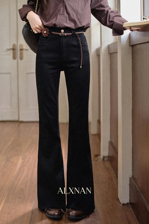 鹿向南「罗曼油画」黑色高腰微喇牛仔裤女初秋修身显瘦直筒长裤子 商品图5